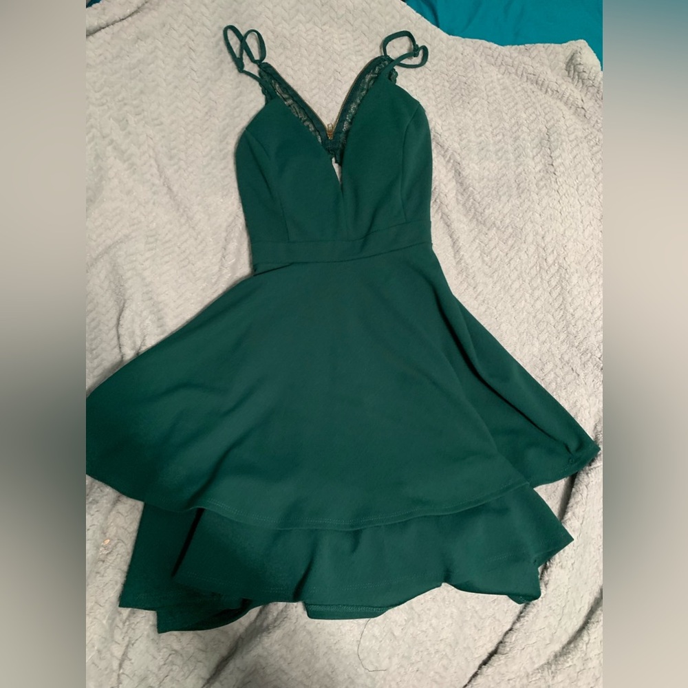 green honey and rosie dress, size large, good homecoming dress